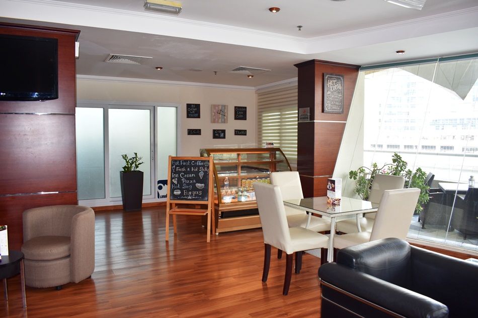 PEARL MARINA HOTEL APARTMENTS - 18