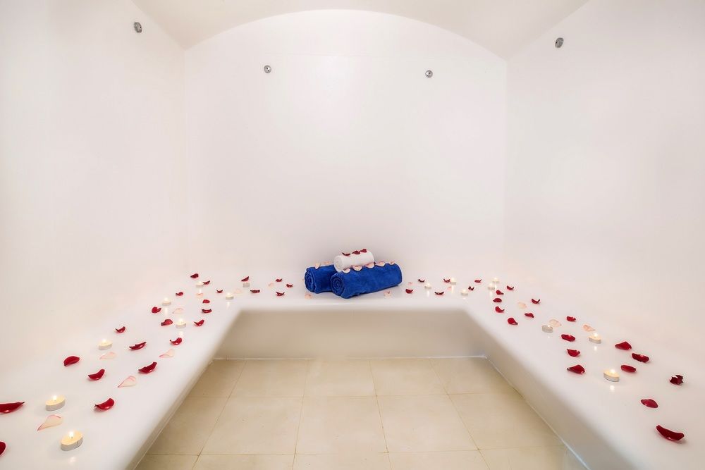 GRAND EXCELSIOR HOTEL, BUR DUBAI - 9