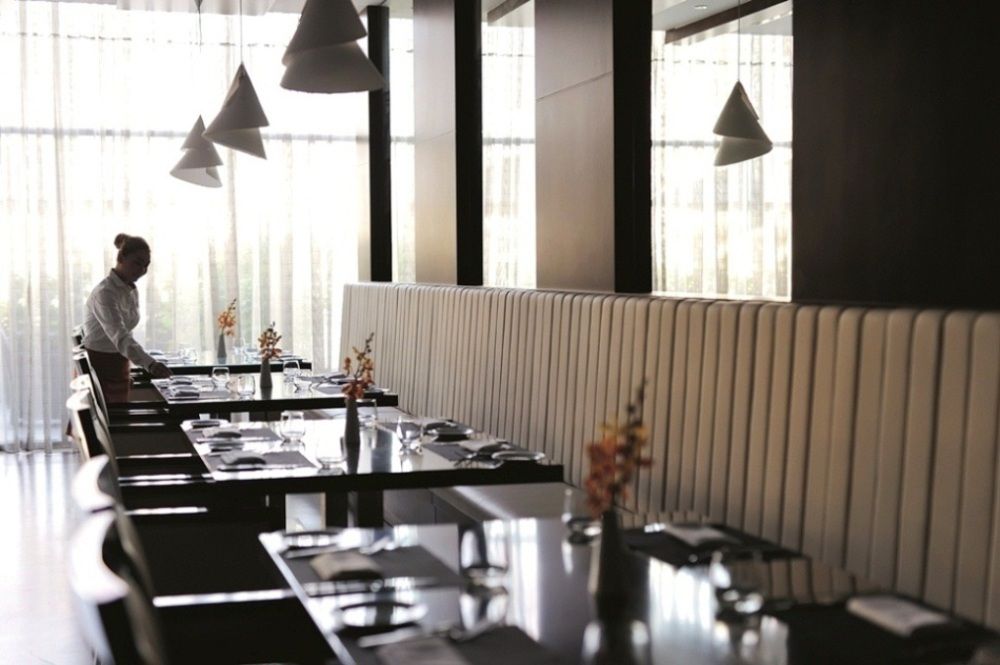 MOVENPICK HOTEL AL MAMZAR - 10