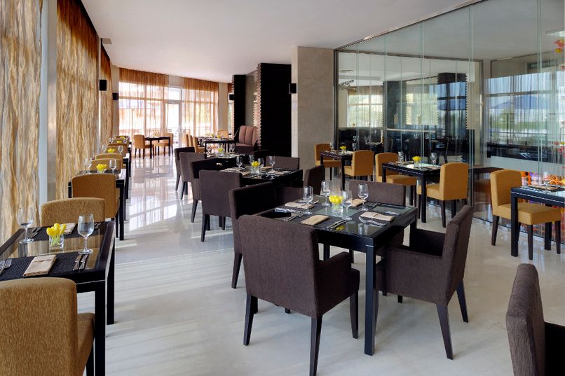 MOVENPICK HOTEL JUMEIRAH LAKES TOWERS - 6