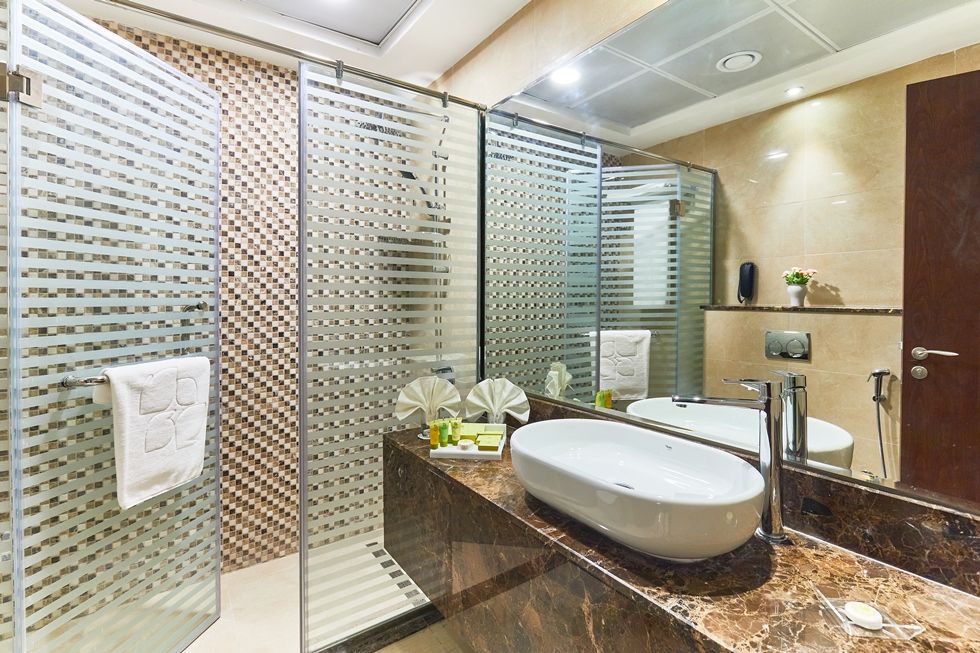 ROSE PLAZA HOTEL - 63