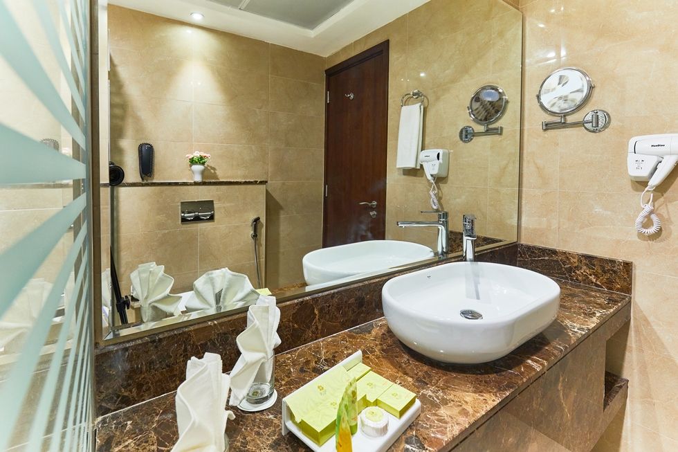 ROSE PLAZA HOTEL - 61