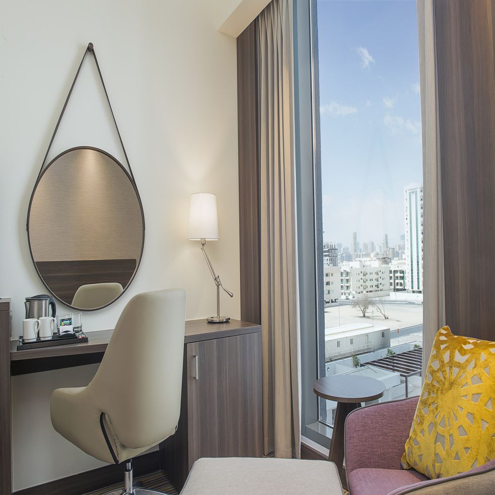 HAMPTON BY HILTON DUBAI AIRPORT - 12