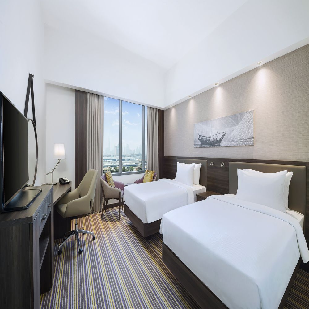 HAMPTON BY HILTON DUBAI AIRPORT - 10
