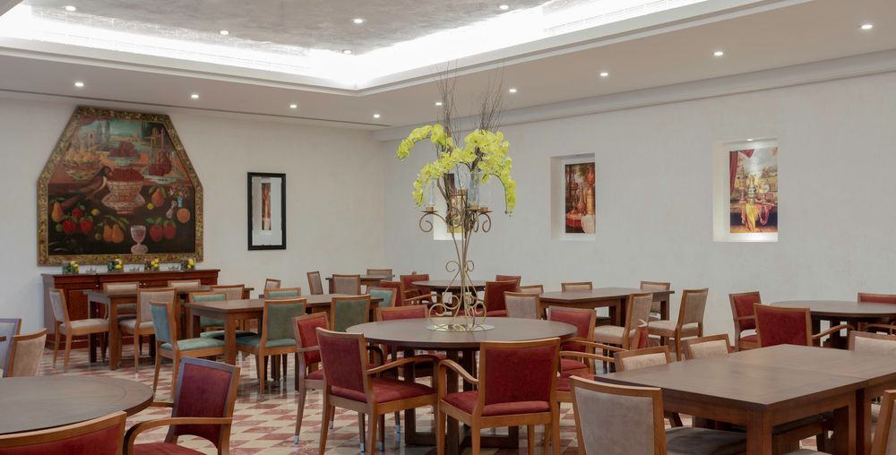 RENAISSANCE BUSINESS BAY (ex. GRAND MILLENNIUM BUSINESS BAY) - 13