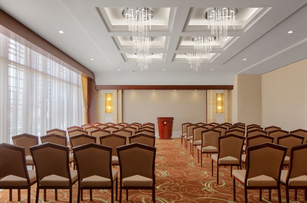 RENAISSANCE BUSINESS BAY (ex. GRAND MILLENNIUM BUSINESS BAY) - 32