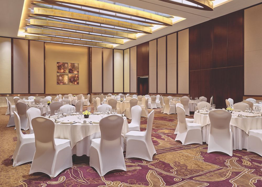 SWISSOTEL AL GHURAIR - 5