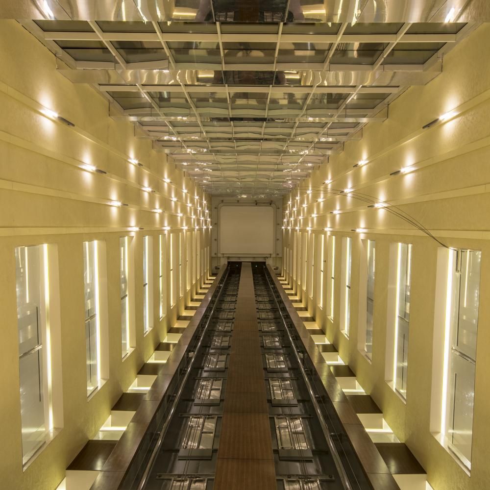 GOLDEN TULIP MEDIA HOTEL - 18