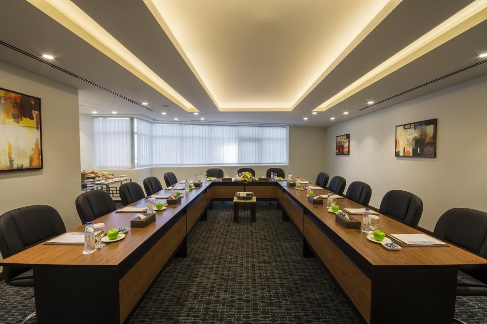 GOLDEN TULIP MEDIA HOTEL - 12