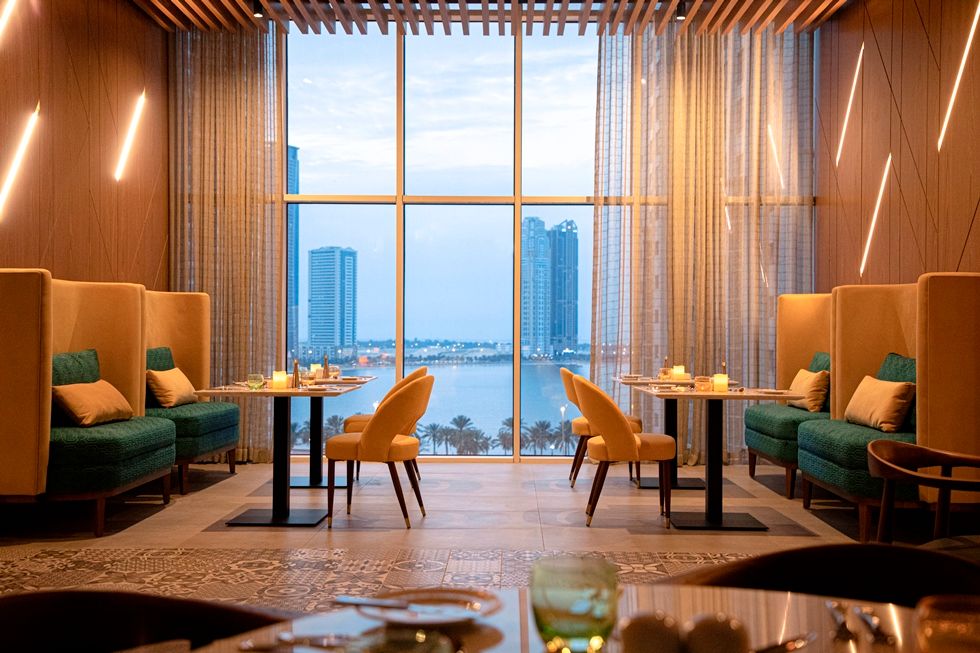 PULLMAN HOTEL SHARJAH - 10