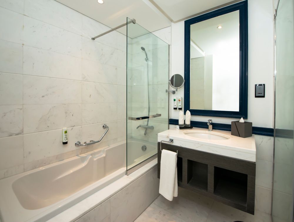 EDGE CREEKSIDE HOTEL - 49