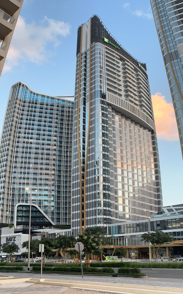 HOLIDAY INN DUBAI BUSINESS BAY HOTEL - 3