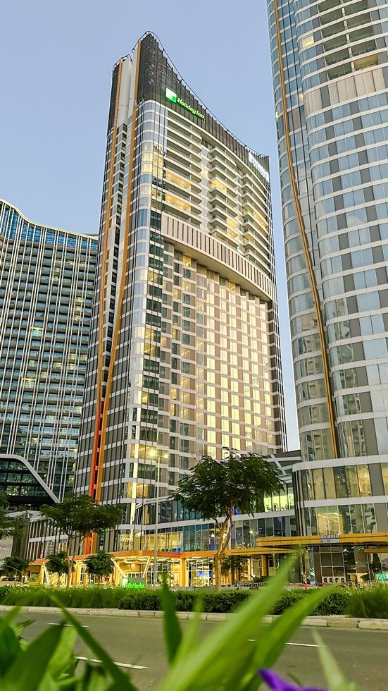 HOLIDAY INN DUBAI BUSINESS BAY HOTEL - 2