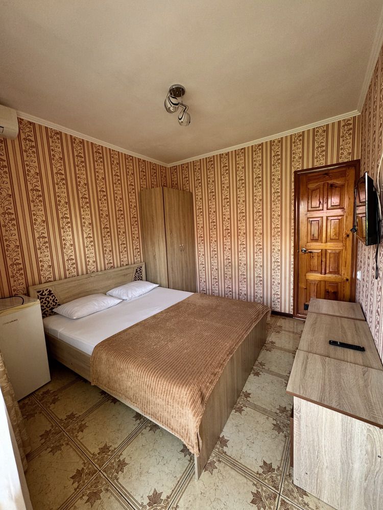 ДЕЛЬФИНЧИК, гостевой дом - 35