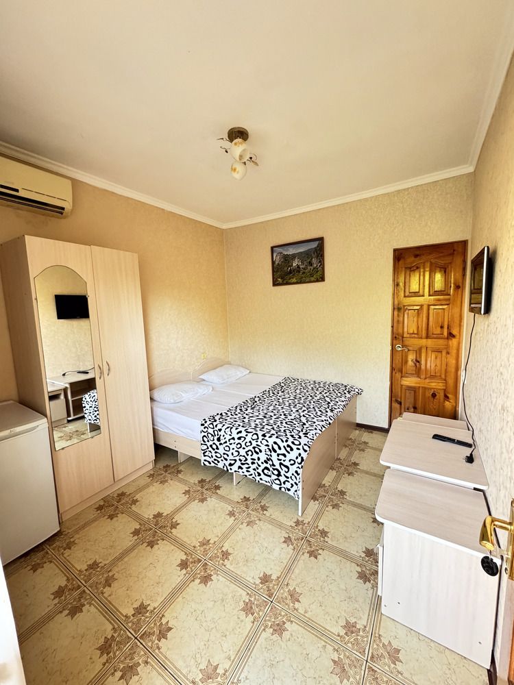 ДЕЛЬФИНЧИК, гостевой дом - 36