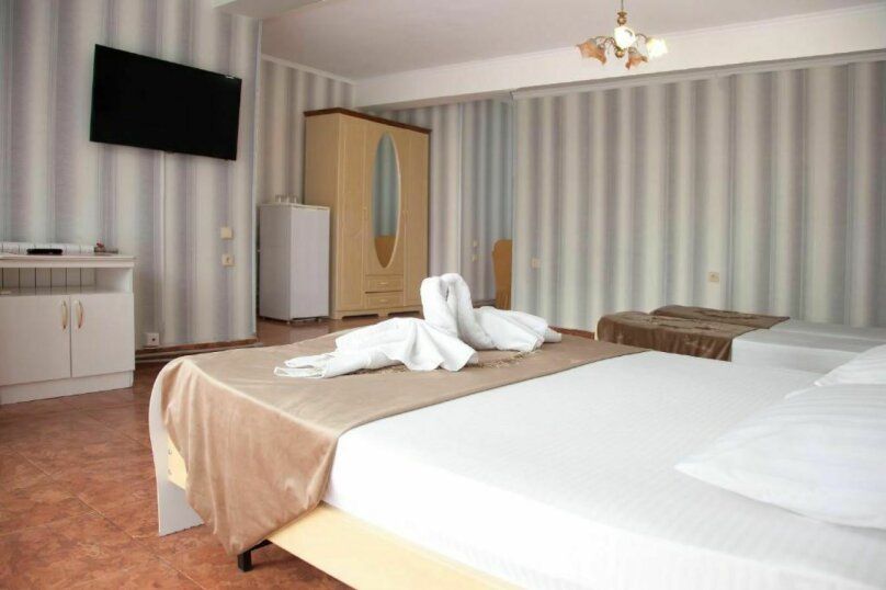 НА УЛЬЯНОВА 9, гостевой дом - 14