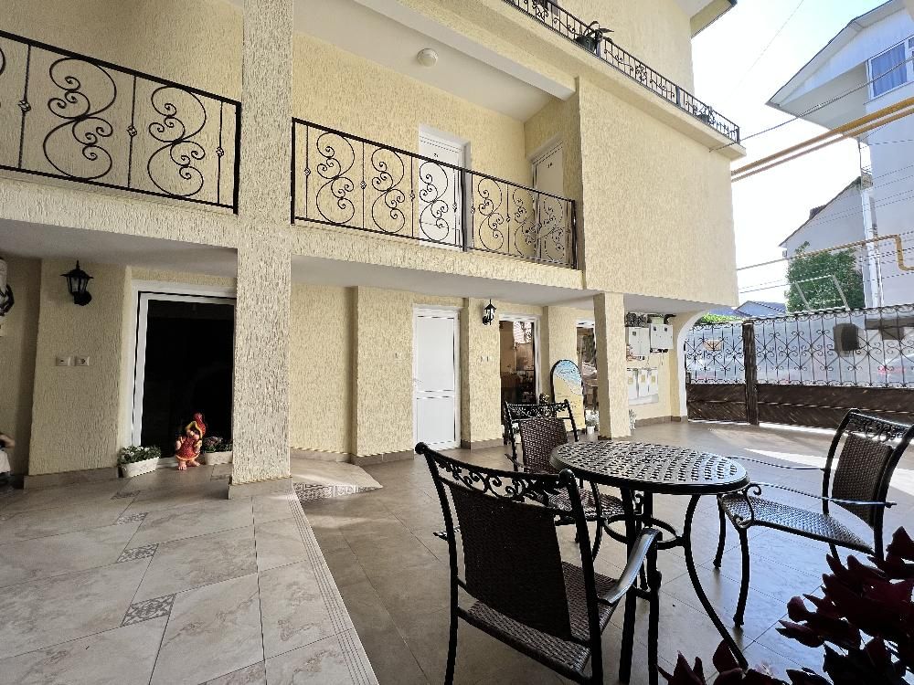 VIVA ЛАРИСА, гостевой дом - 3