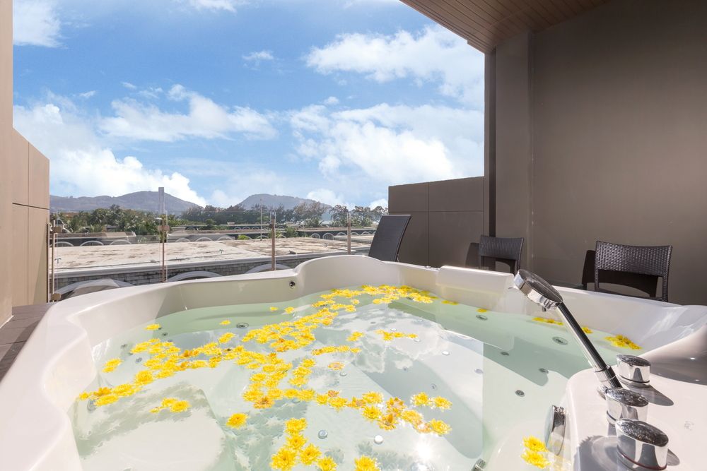 THE CHARM RESORT PHUKET - 36