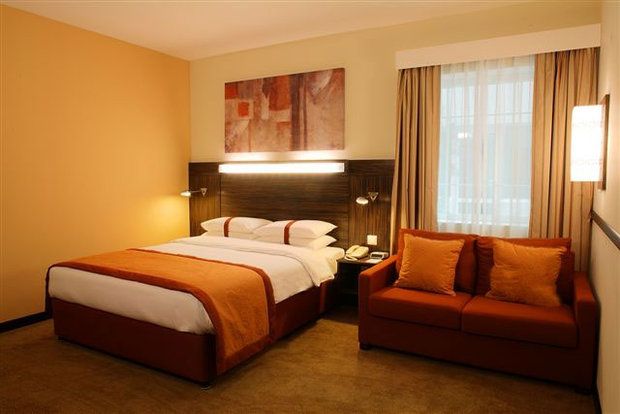 HOLIDAY INN DUBAI AL BARSHA - 18