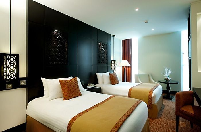 HOLIDAY INN DUBAI AL BARSHA - 19