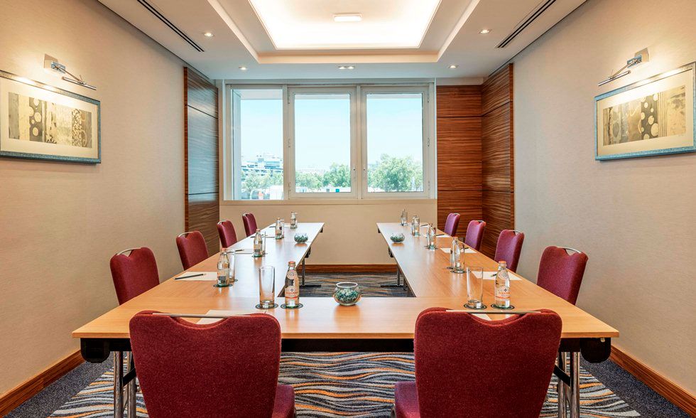 FOUR POINTS BY SHERATON BUR DUBAI - 25