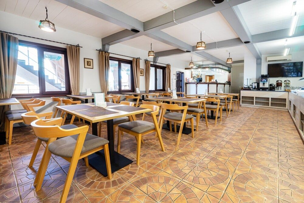 ГРЕЙС ЛАЗУРЬ, отель - 79