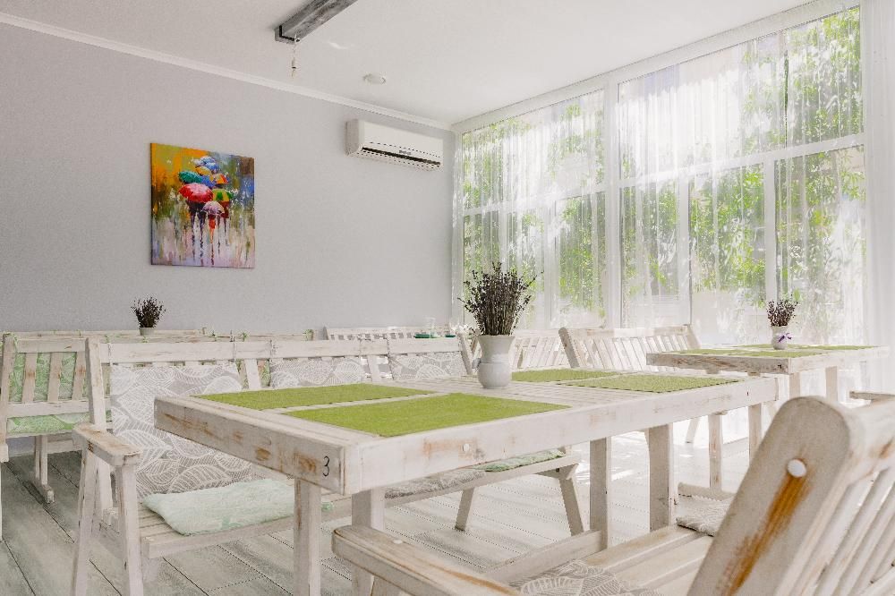 ГРАНД-ОТЕЛЬ, отель (бывш. им. Мориса Тореза) - 16