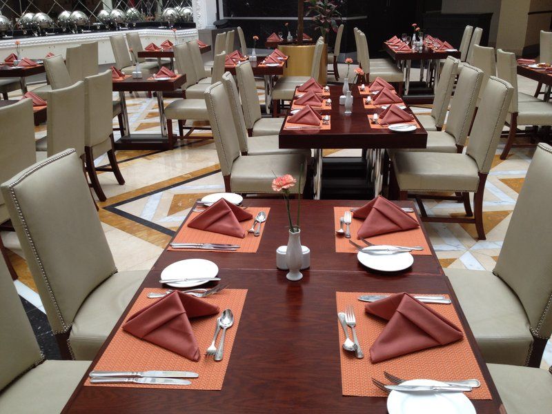 HOLIDAY INN BUR DUBAI - EMBASSY DISTRICT - 5