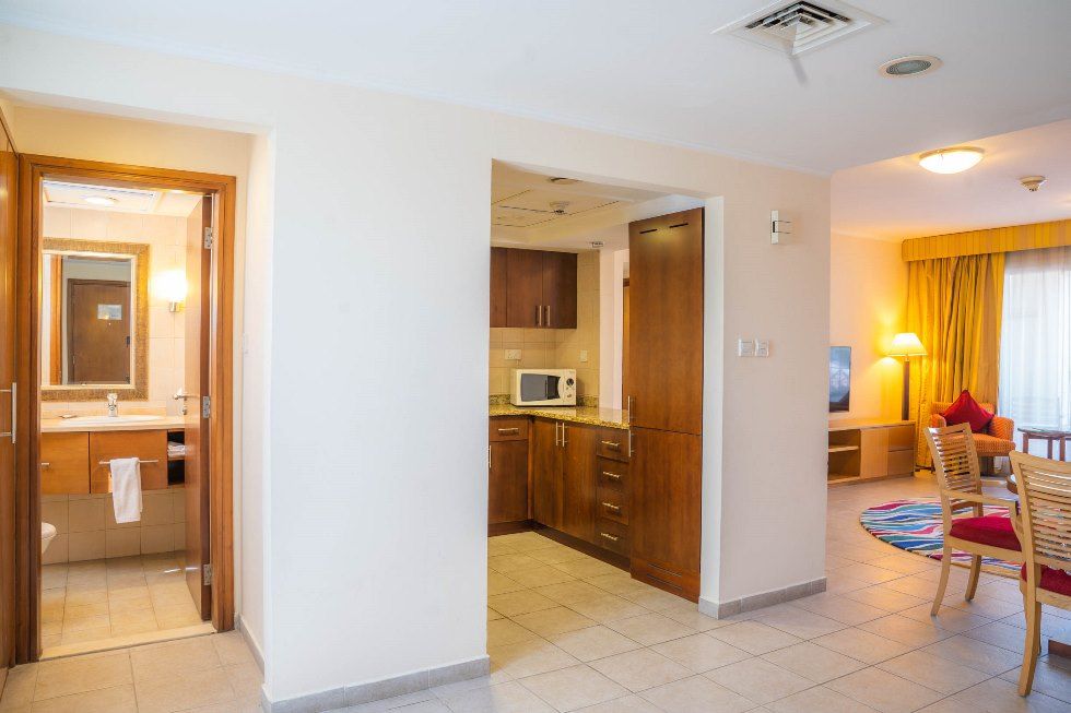 MILLENNIUM LAKEVIEW HOTEL (ex. COPTHORNE LAKEVIEW HOTEL & EXECUTIVE) - 61