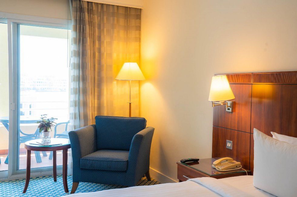 MILLENNIUM LAKEVIEW HOTEL (ex. COPTHORNE LAKEVIEW HOTEL & EXECUTIVE) - 49