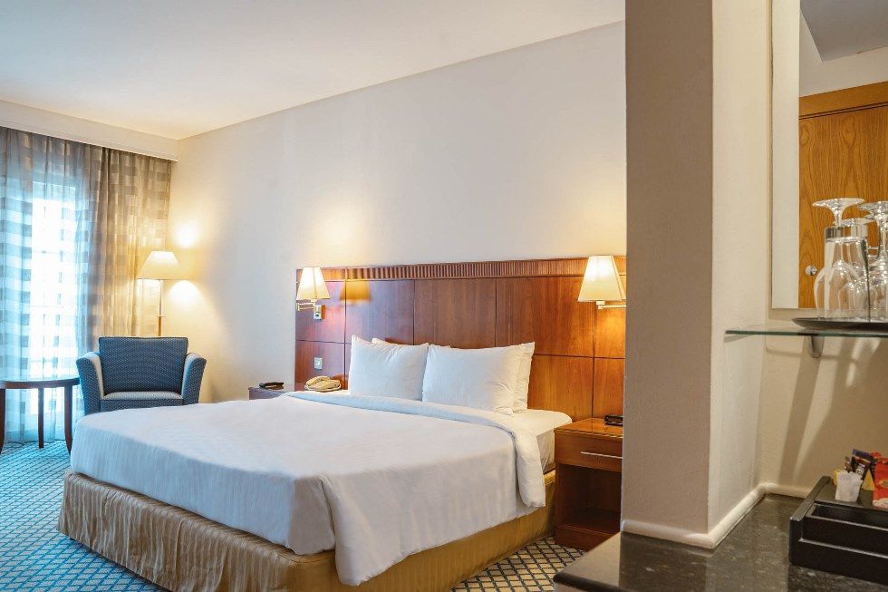 MILLENNIUM LAKEVIEW HOTEL (ex. COPTHORNE LAKEVIEW HOTEL & EXECUTIVE) - 42