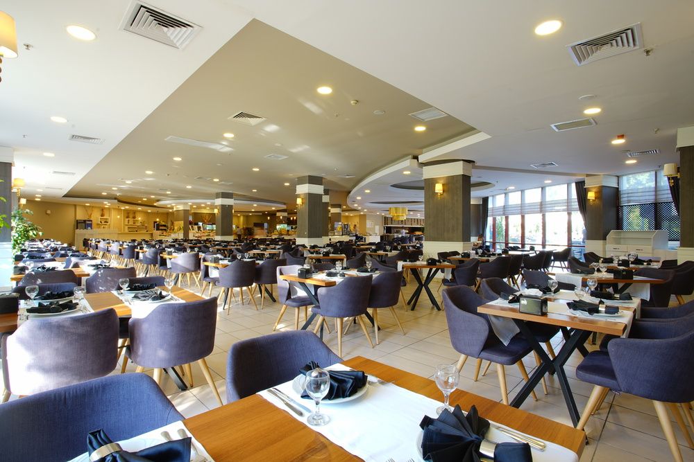 Perre La Mer Hotel - 13