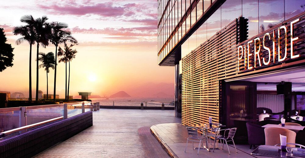 THE ROYAL PACIFIC HOTEL AND TOWERS - 2