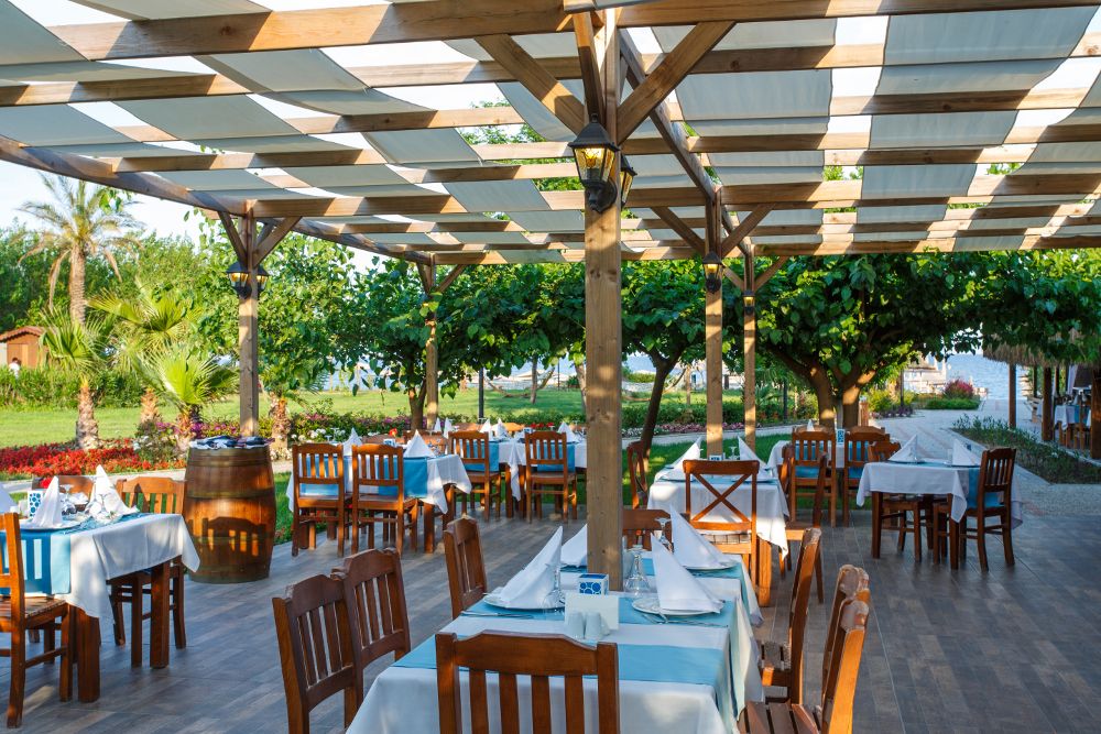 Lucida Beach Hotel - 22