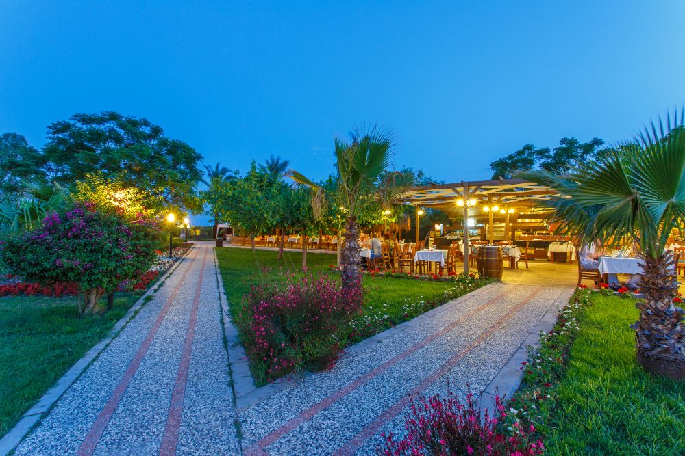 Lucida Beach Hotel - 16