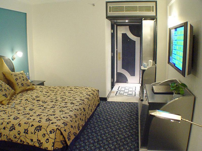 THE SURYAA DELHI - 1