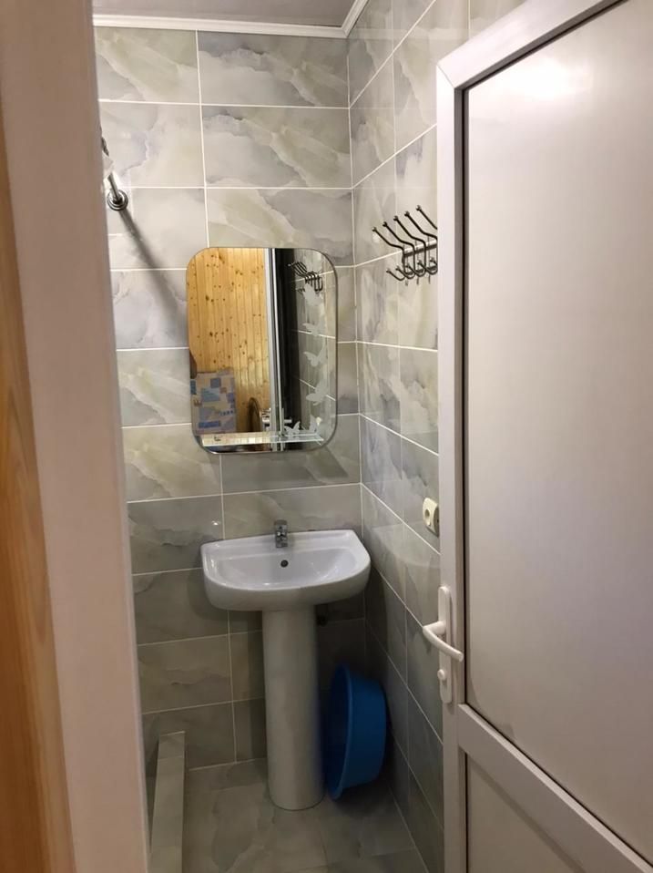 У АРСЕНА, гостевой дом эконом - 34