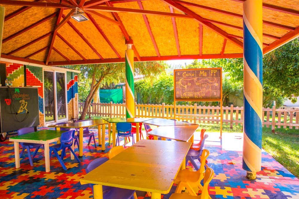 Gardenia Beach Hotel - 98