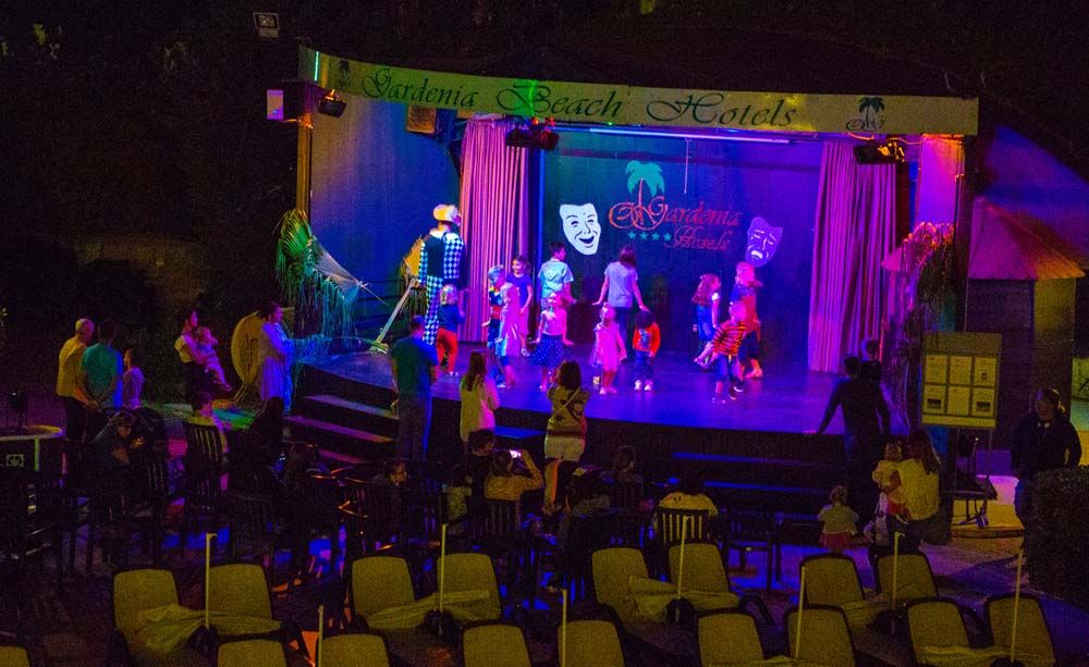 Gardenia Beach Hotel - 89