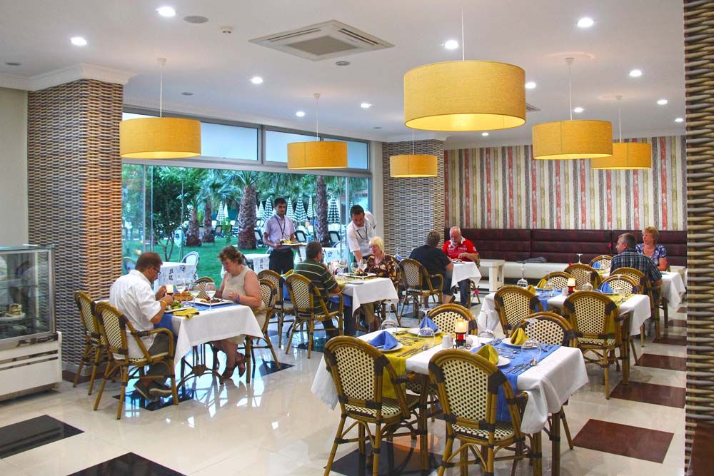 Gardenia Beach Hotel - 81