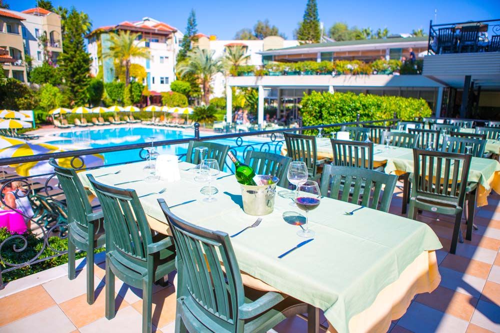 Gardenia Beach Hotel - 56