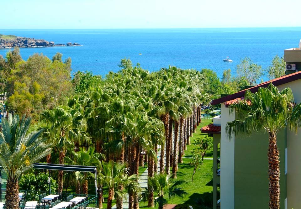 Gardenia Beach Hotel - 26