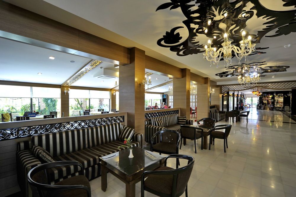 Seaden Corolla Hotel - 9