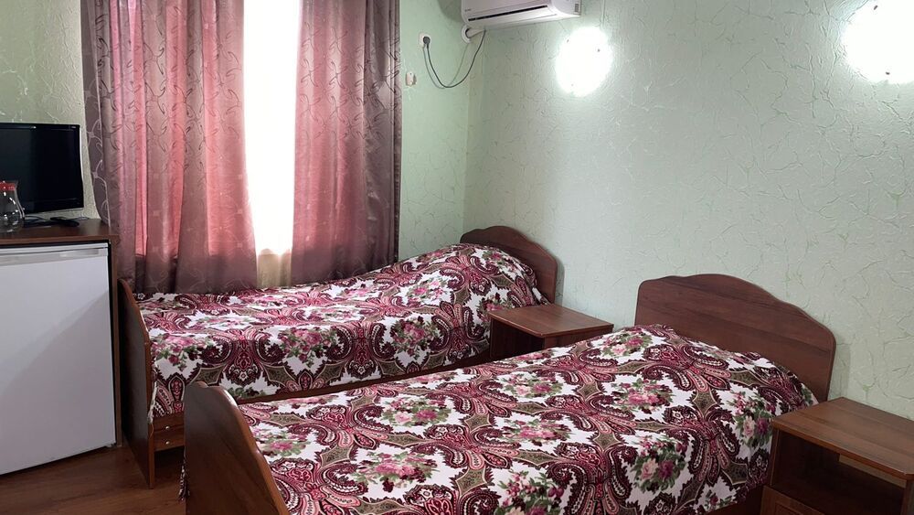 КРИСТАЛЛ, гостевой дом эконом (размещение детей с 2 лет) - 22