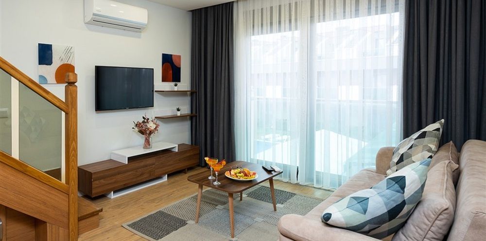 Veranda Beach Suites - 1