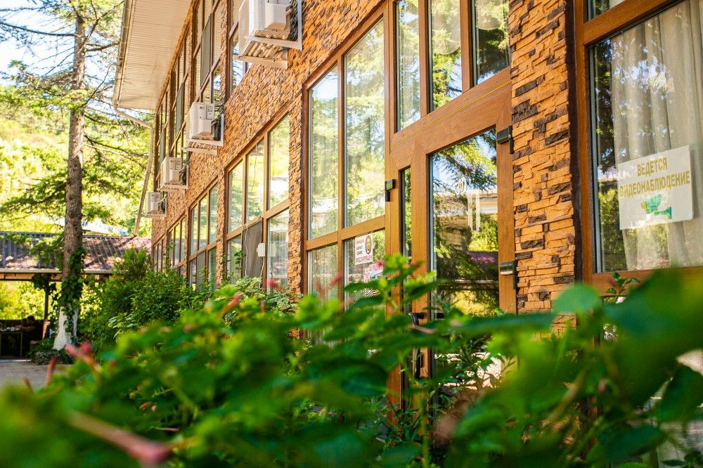 ГОСТИ КАВКАЗА, отель-ресторан - 2