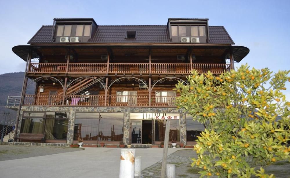 АБХАЗСКАЯ УСАДЬБА, гостевой дом стандарт - 1