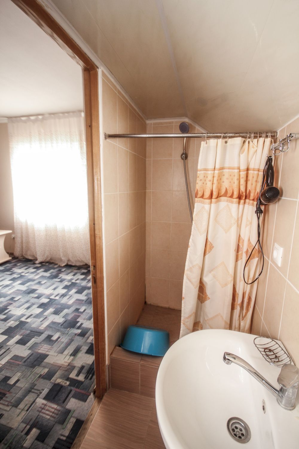 АБХАЗ-ЛЕО, гостевой дом эконом - 22