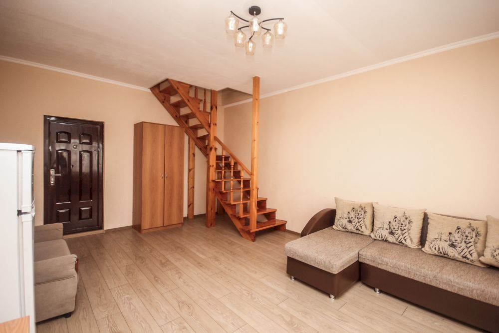 АБХАЗ-ЛЕО, гостевой дом эконом - 16