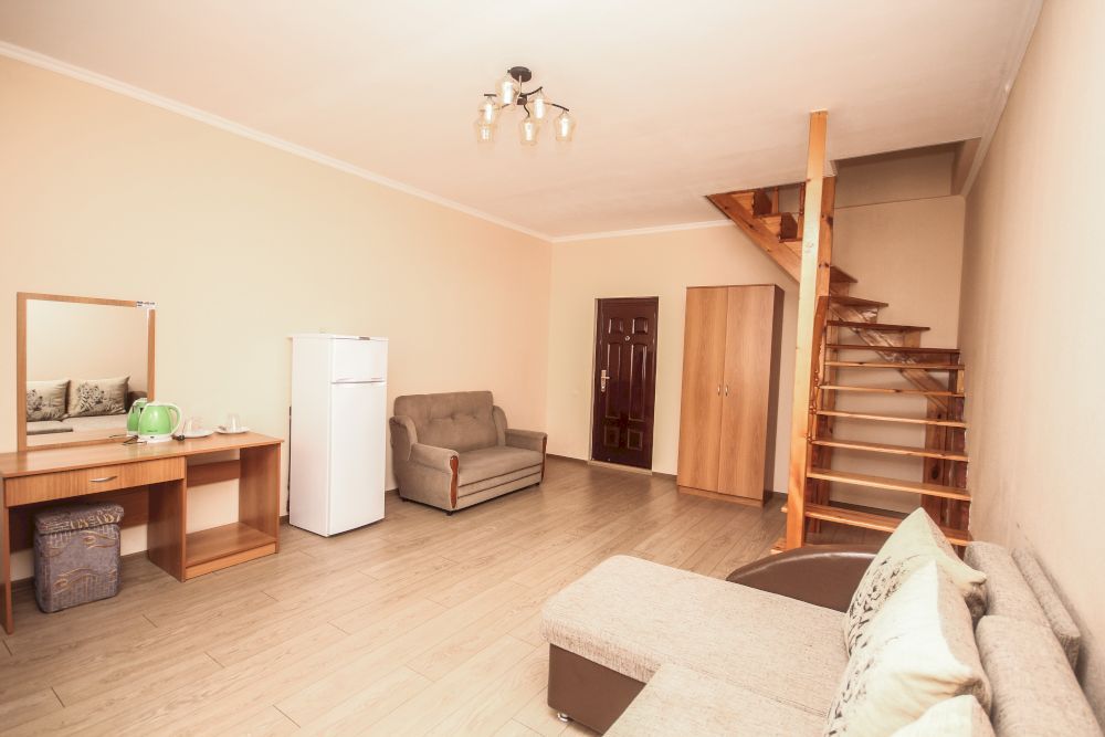 АБХАЗ-ЛЕО, гостевой дом эконом - 24